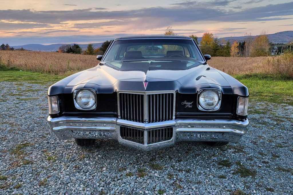 Style And Performance Can Be Yours With The 1971 Pontiac Grand Prix SJ