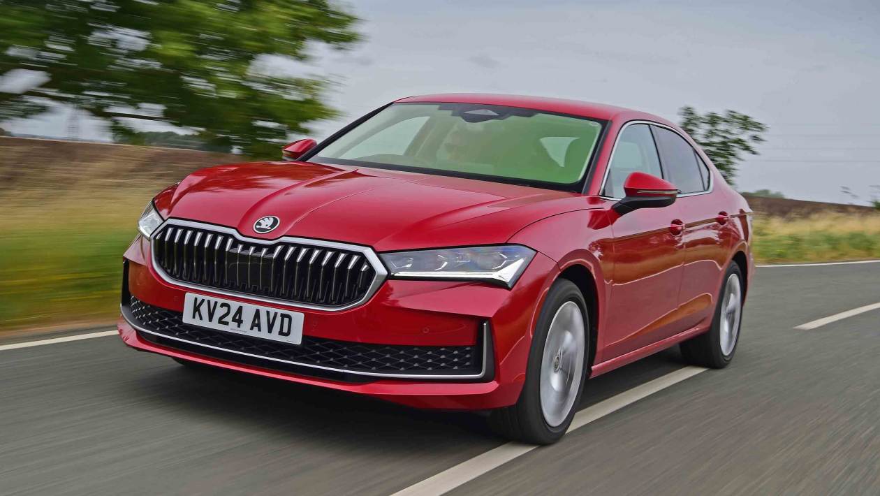 Skoda Superb review | Auto Express