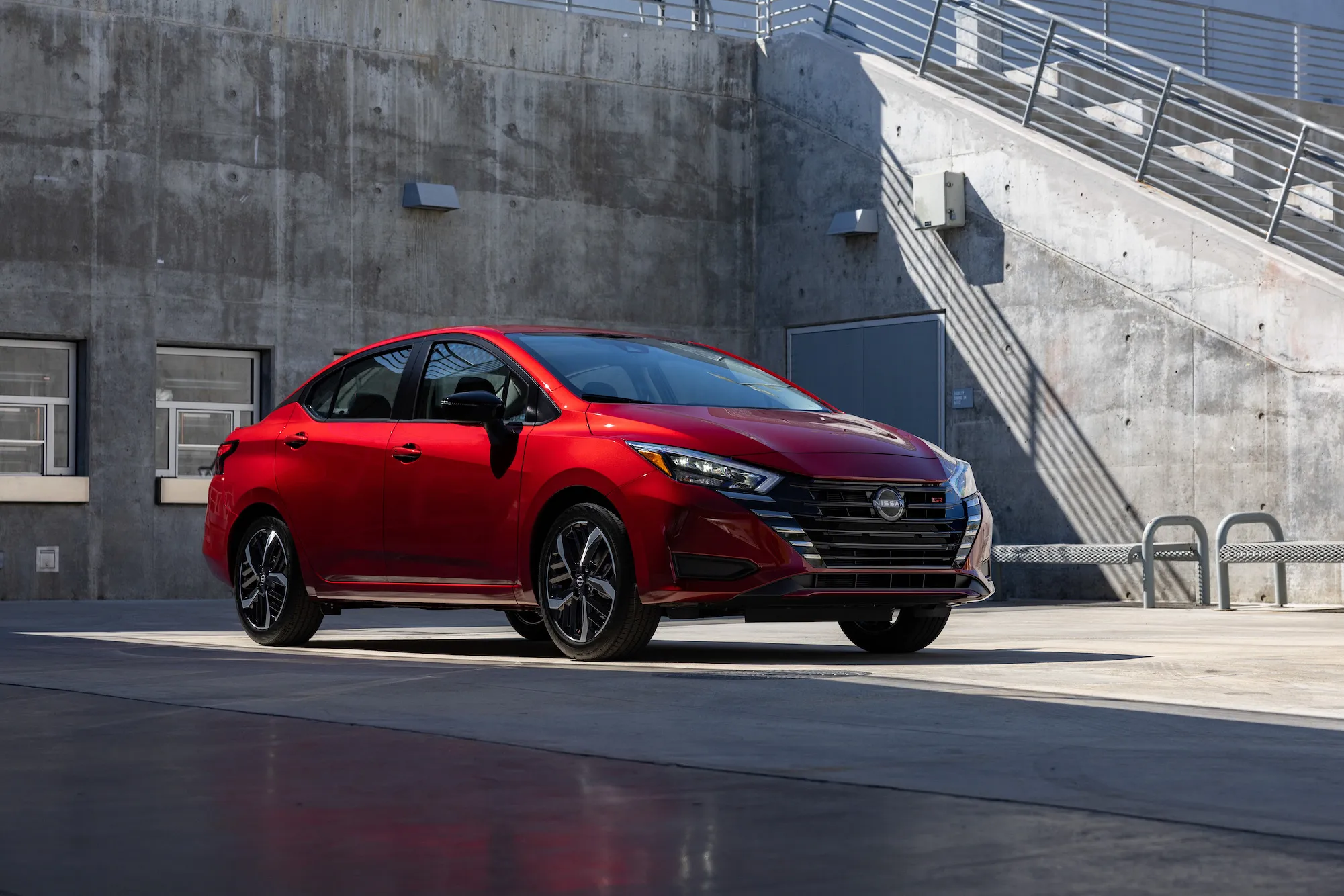 2025 Nissan Versa Review: Prices, Specs, and Photos